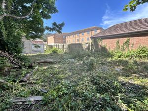 Photo 8- click for photo gallery